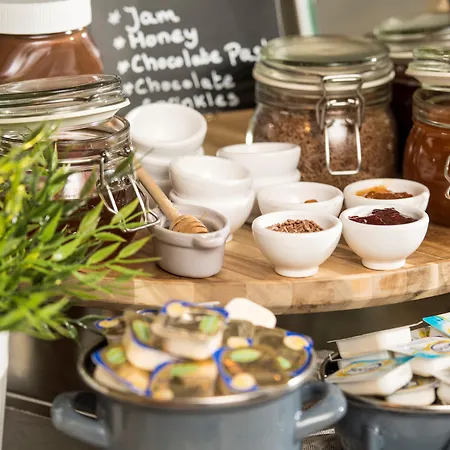 Campanile & Restaurant