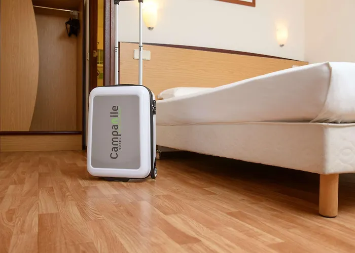 Campanile & Restaurant 3*