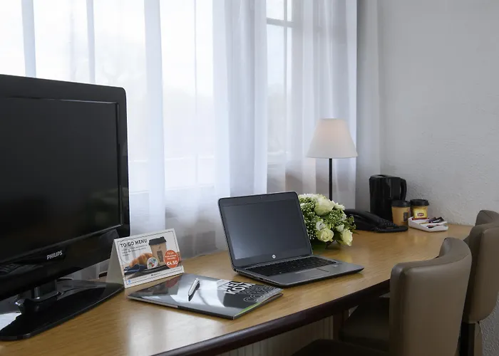 Ξενοδοχείο Campanile & Restaurant 3*