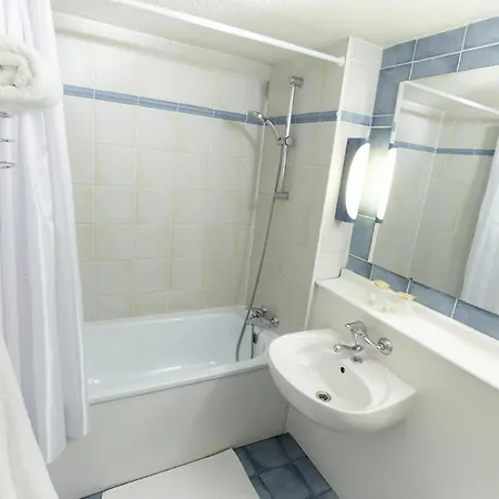 Hotel Campanile & Restaurant 3*