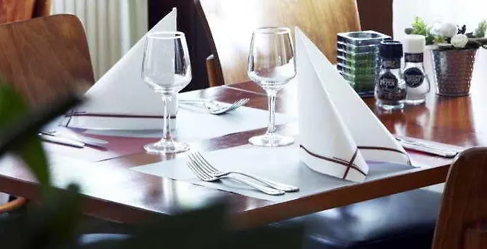 Campanile & Restaurant Hotel 3*